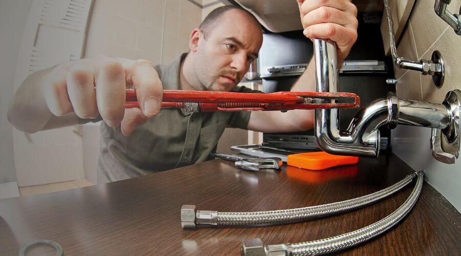 Expert burst pipe repair services in Chardon, OH